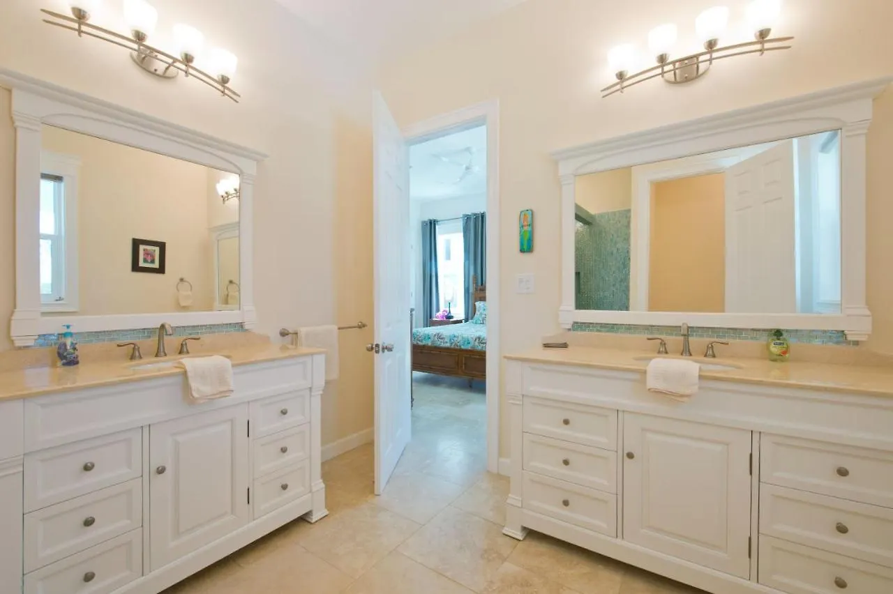 Aqua Villa By Eleuthera Vacation Rentals North Palmetto Point 0*,  Bahamas